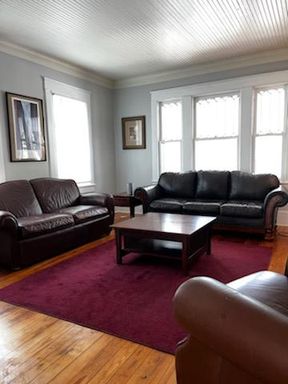 One Bedroom Furnished Apartment in Downtown New Bern – photo 1