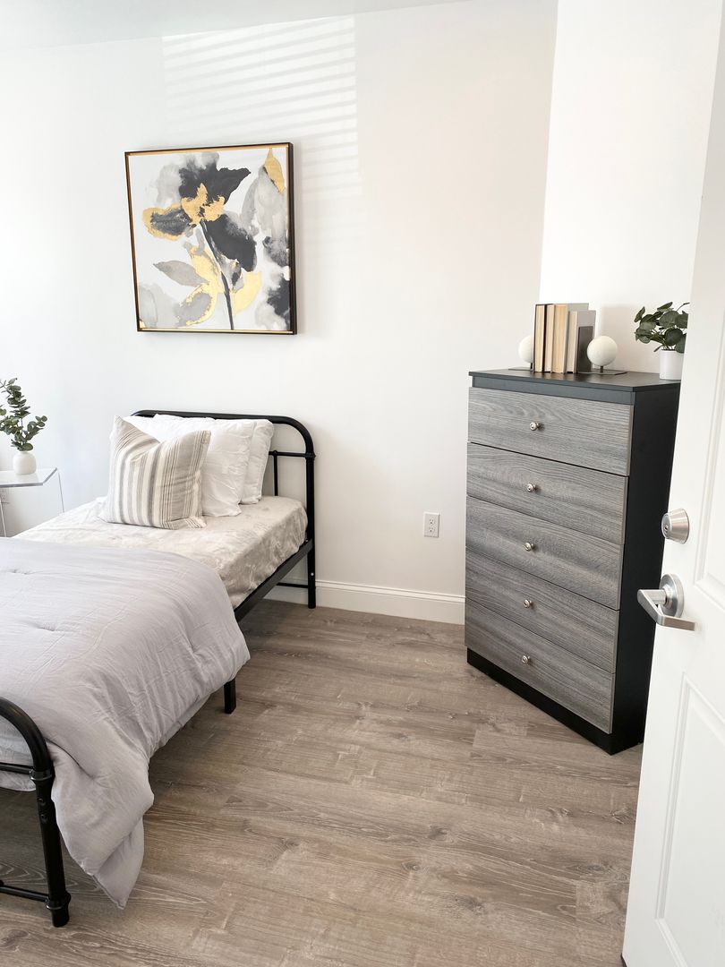 Lynn Apartment: 69 N Common Street