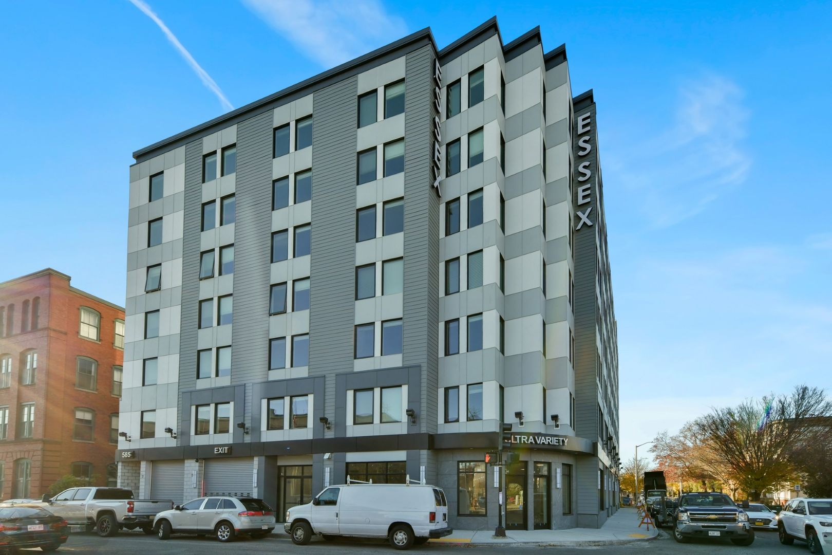 Lynn Apartment: 585 Essex Street