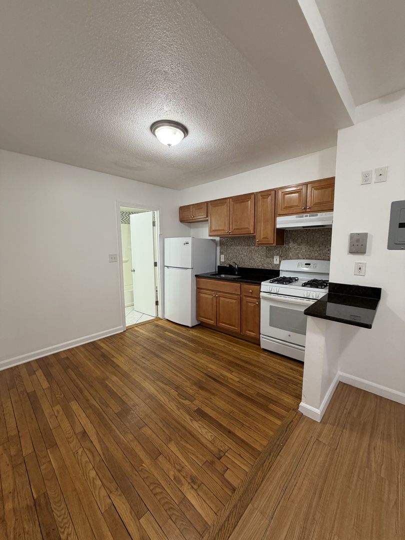 Revere Apartment: 34 Franklin Avenue