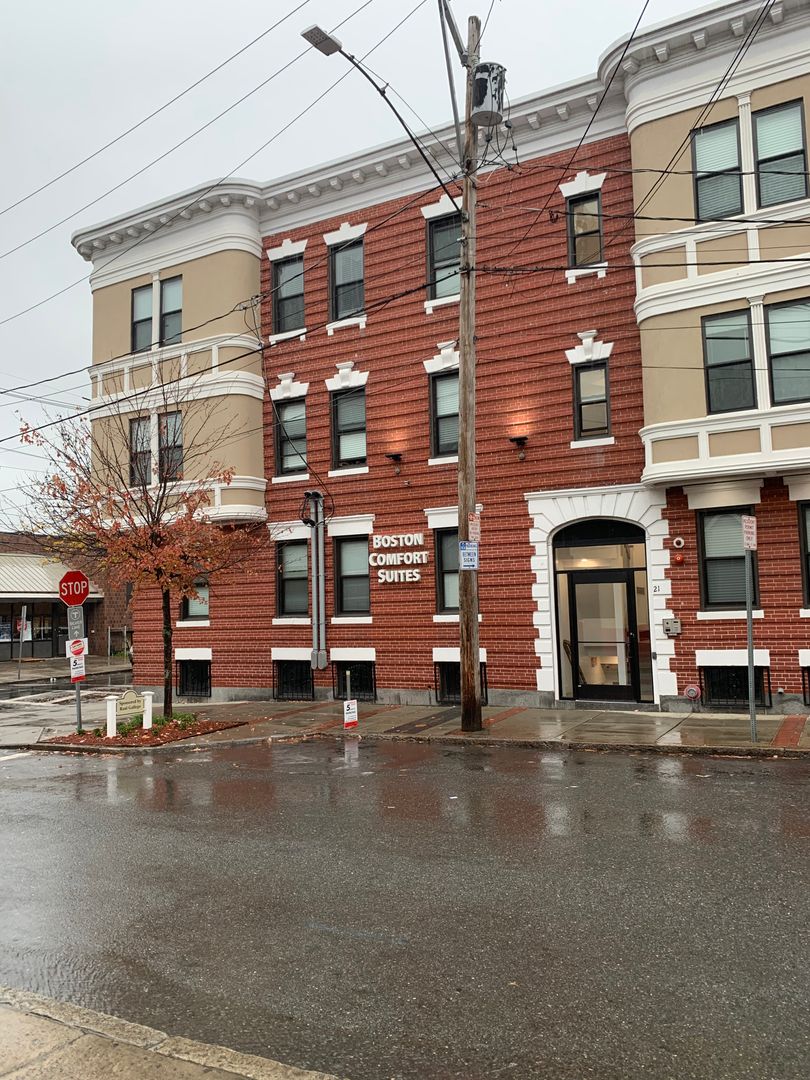 Chelsea Apartment: 21 Fifth Street