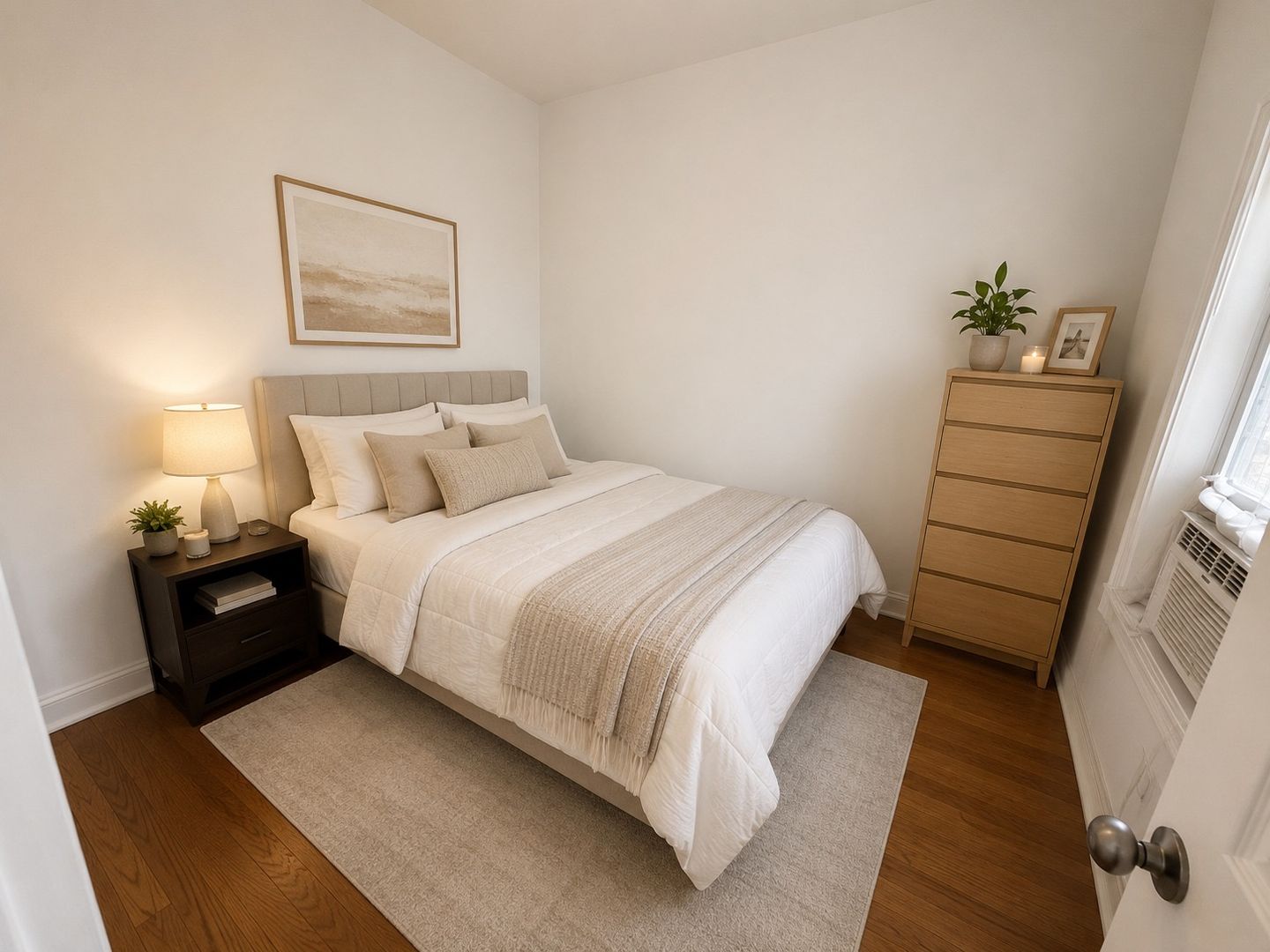 East Boston Apartment: 522 Saratoga Street