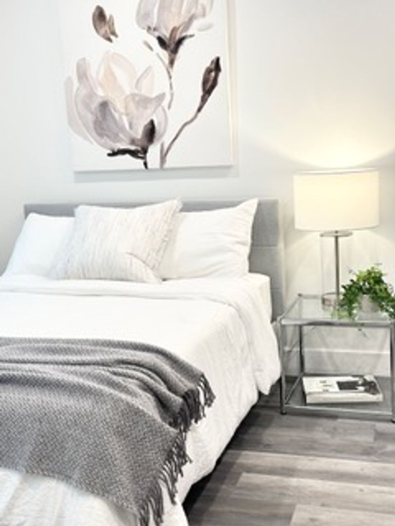 Lynn Apartment: 585 Essex Street