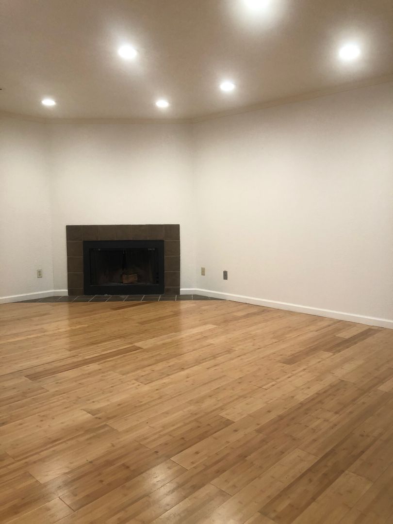 Turlock Condo: 2905 Niagra Street, # 171