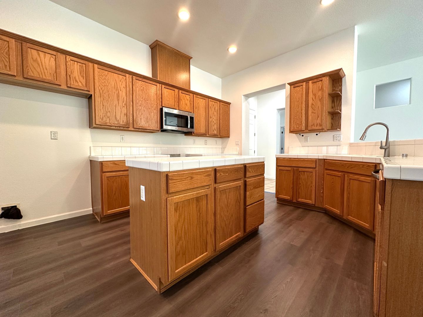 Merced House: 3545 Laguna Ct