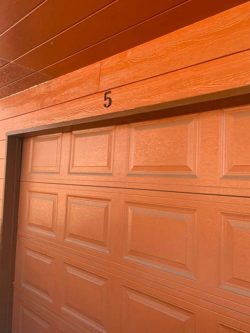 Waterford Apartment: 211 E Street