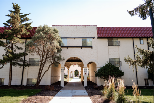 Juniper Gardens | 2-Bedroom / 1-Bathroom – photo 1
