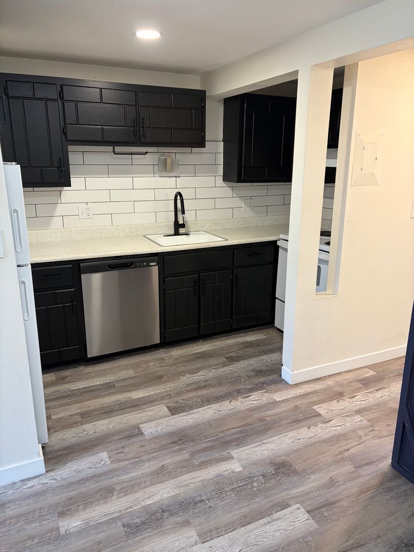 Arvada Apartment: 9700 W 51st Place