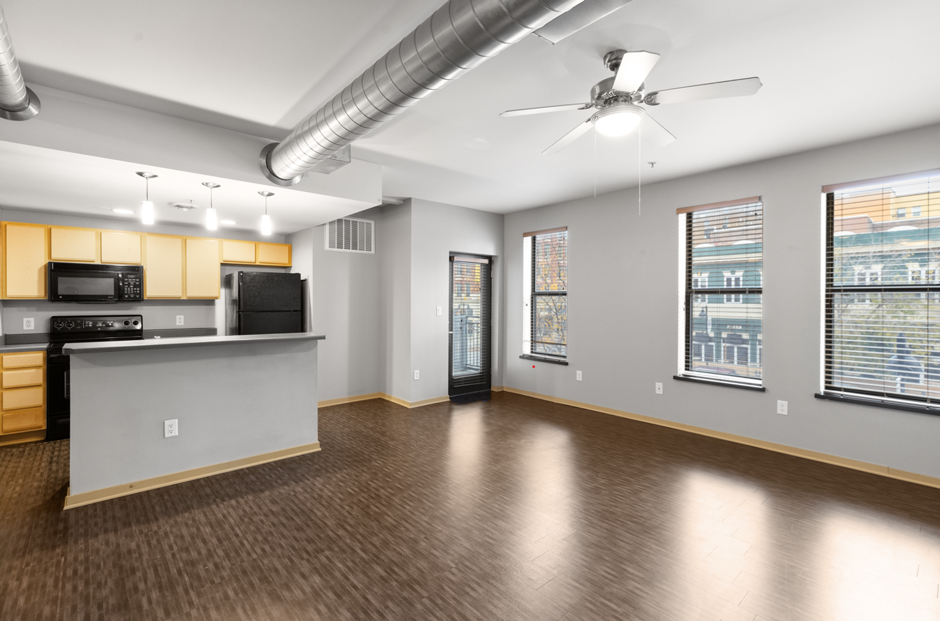 Des Moines Apartment: Market Place Lofts - 312 Court Ave