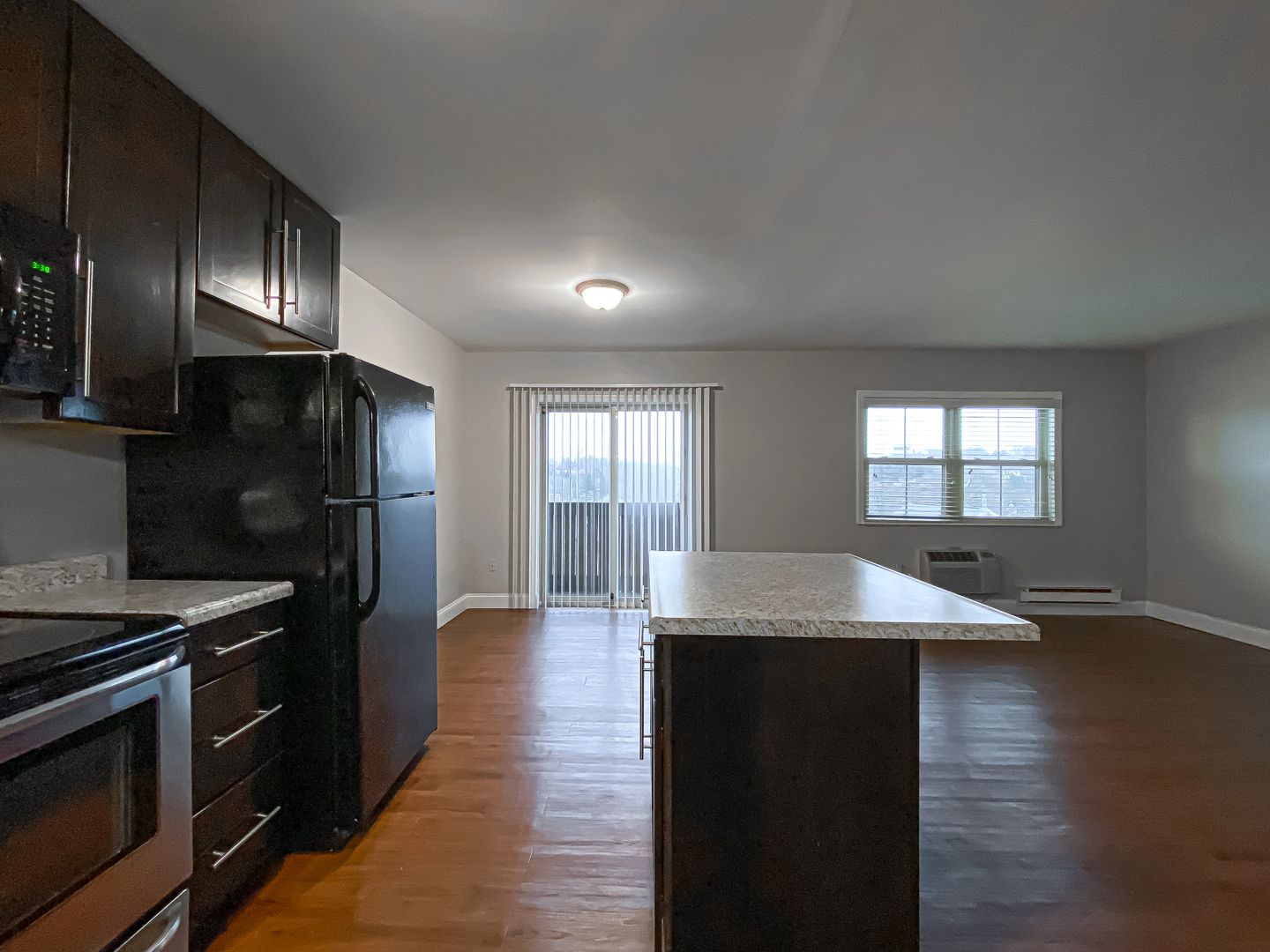 Pittsburgh Apartment: 1810-1848 Chessland Street