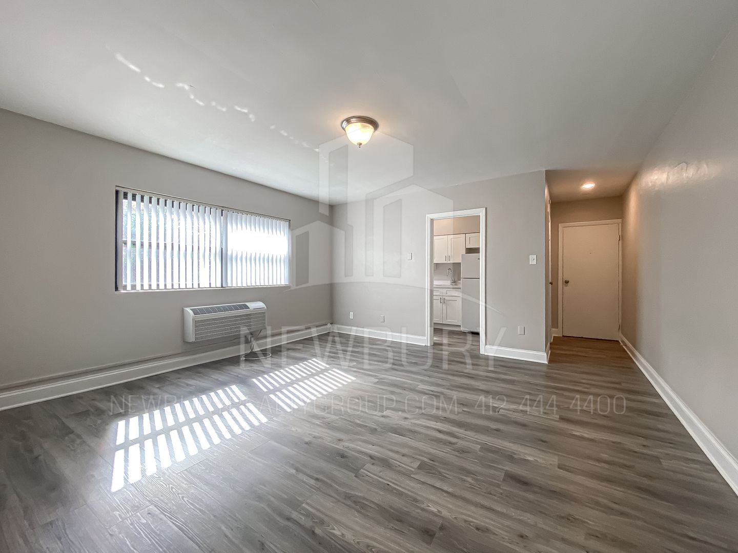 Port Vue Apartment: 301 San Juan Drive