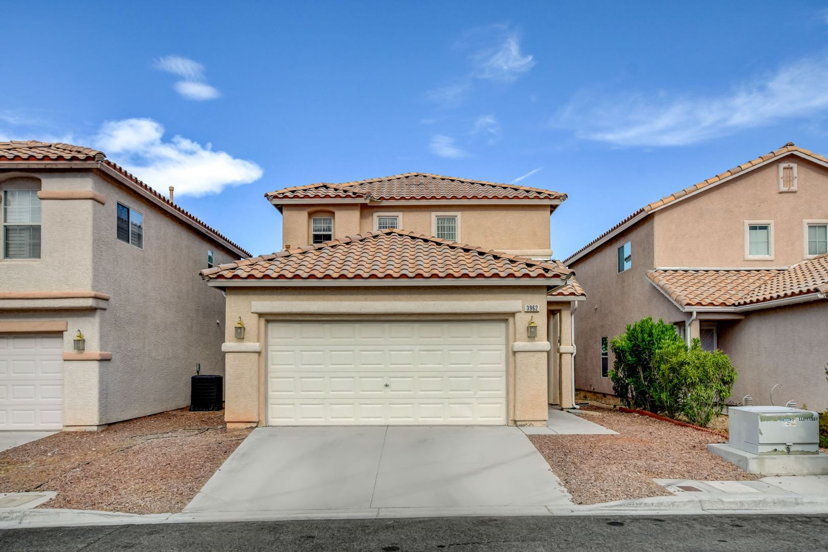 Las Vegas House: 3962 Coyote Ridge Ct.