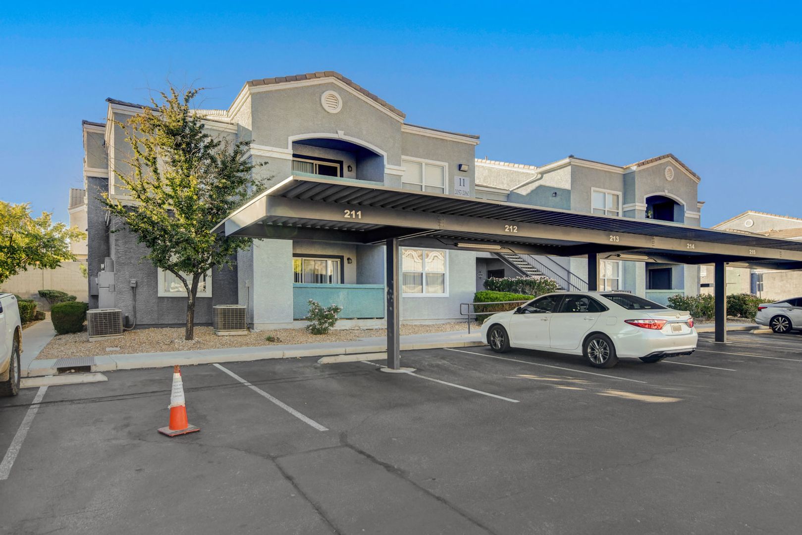 Las Vegas House: 6955 N. Durango Dr. #1060