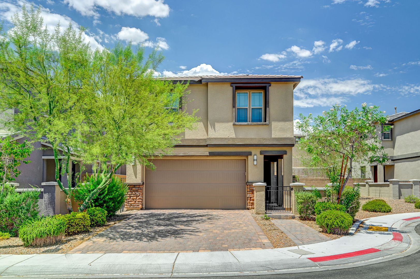 Las Vegas House: 12525 Skylight View St.