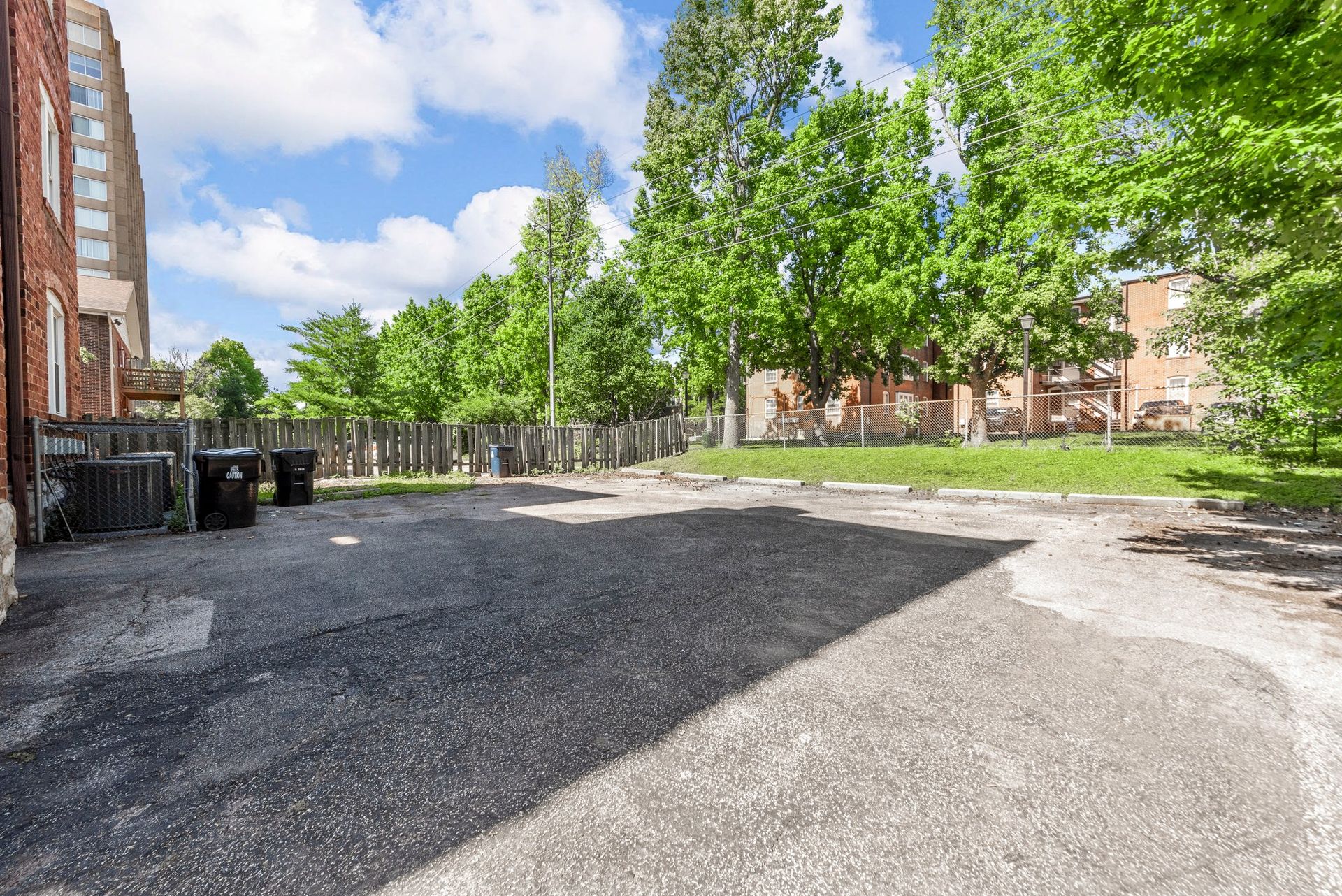 729 Westgate Ave 12 of 12