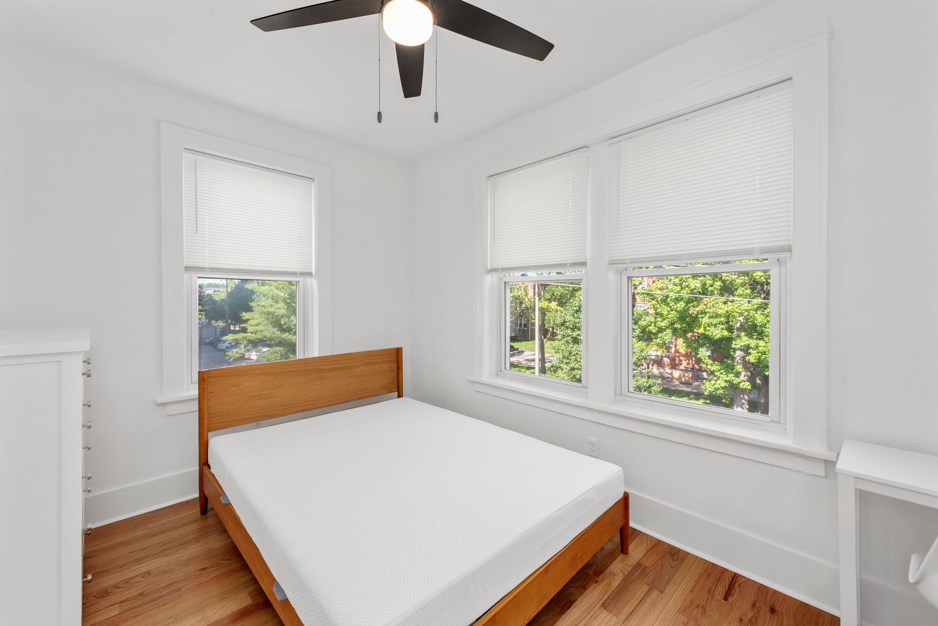 729 Westgate Ave 7 of 12