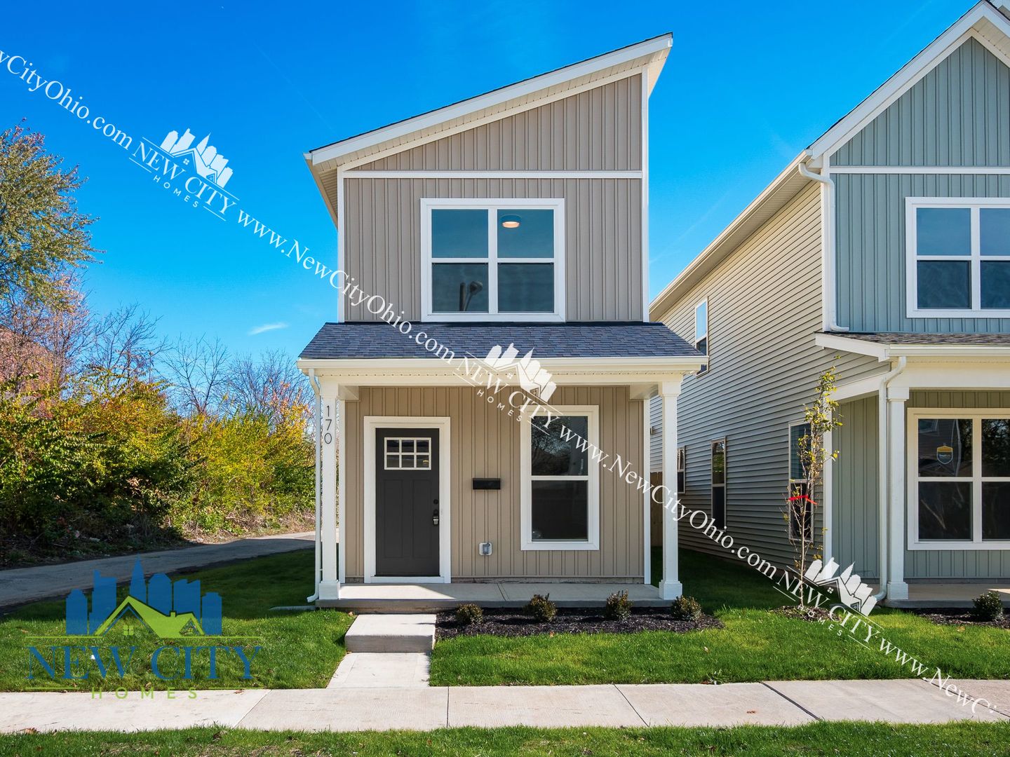 Columbus House: 170 Wisconsin Avenue