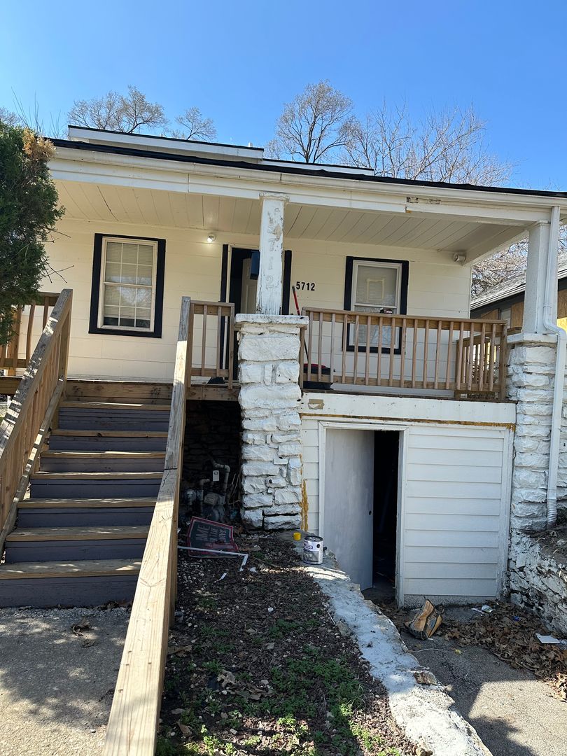 Kansas City House: 5712 Wabash Avenue