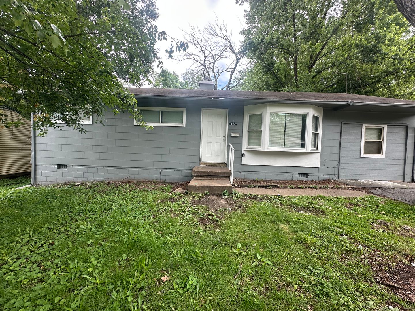 Kansas City House: 11021 Bristol Terrace