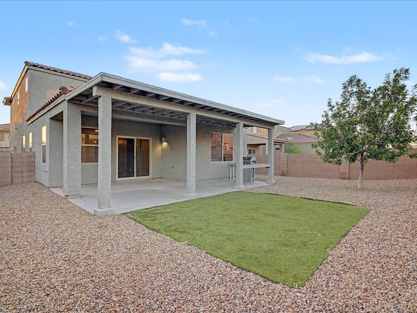 Tucson House: 7441 S. Via Casa Elegante