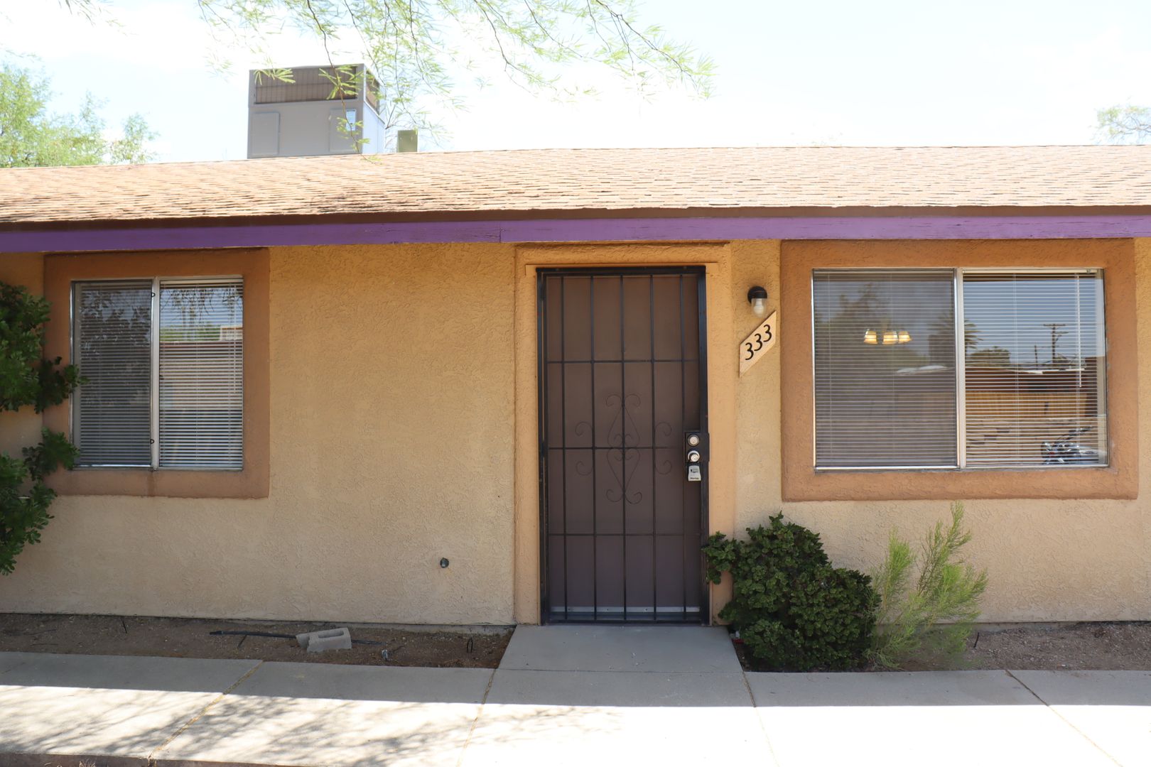 Tucson Apartment: 329-335 E Alturas St