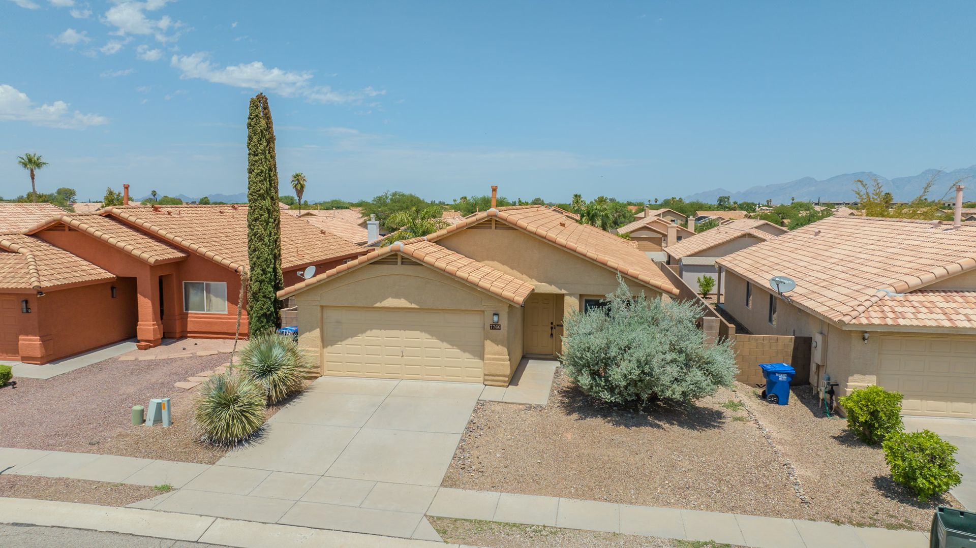 Tucson House: 7766 S Precious Opal Dr.
