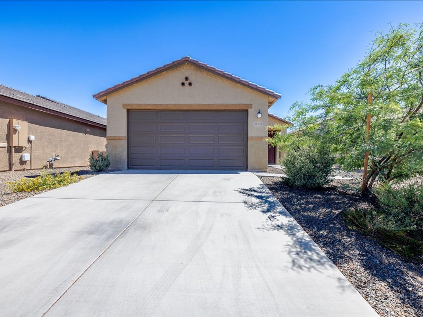 Marana House: 10560 W Waveland Dr