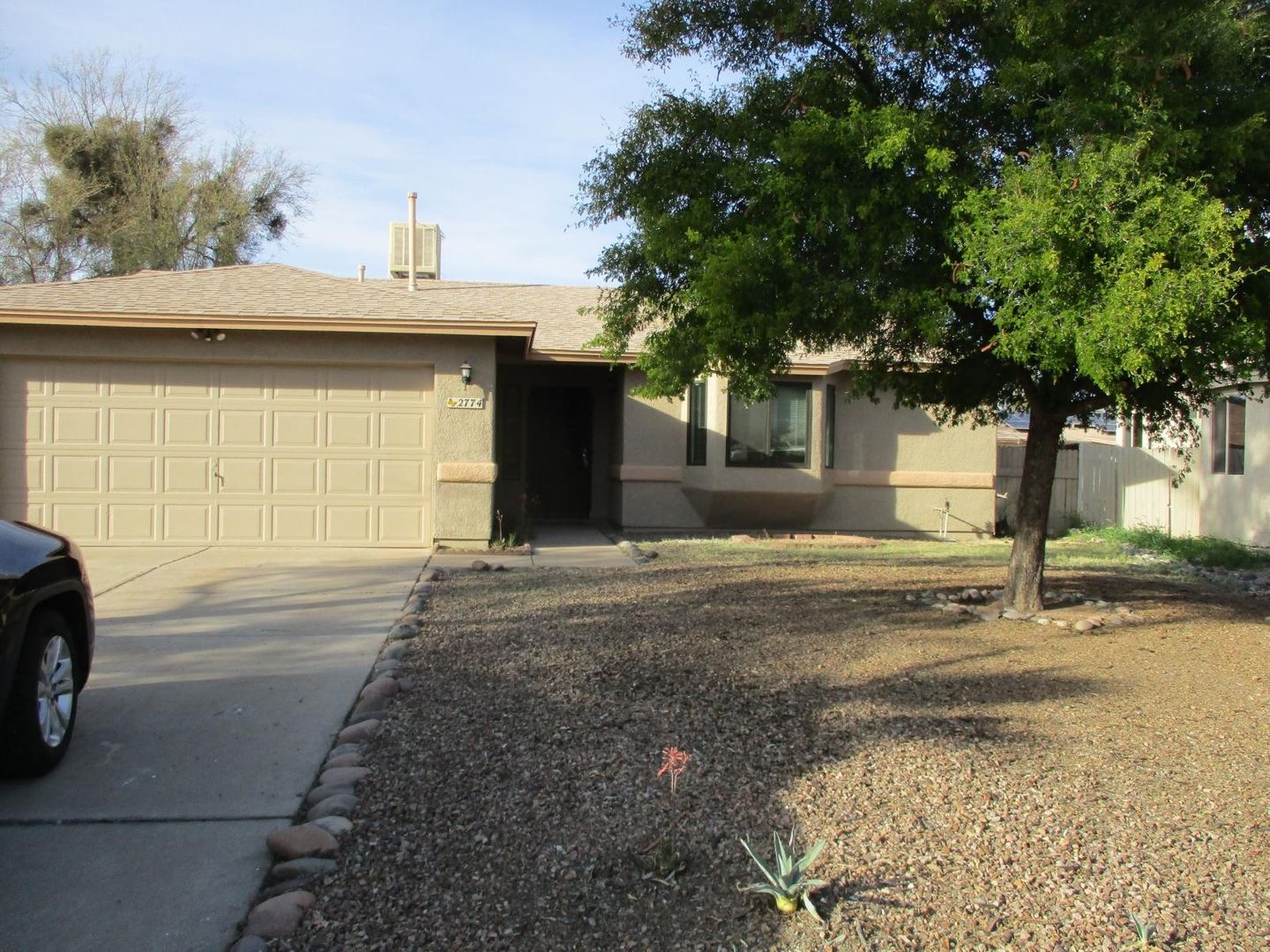 Tucson House: 2774 W Firebrook Rd