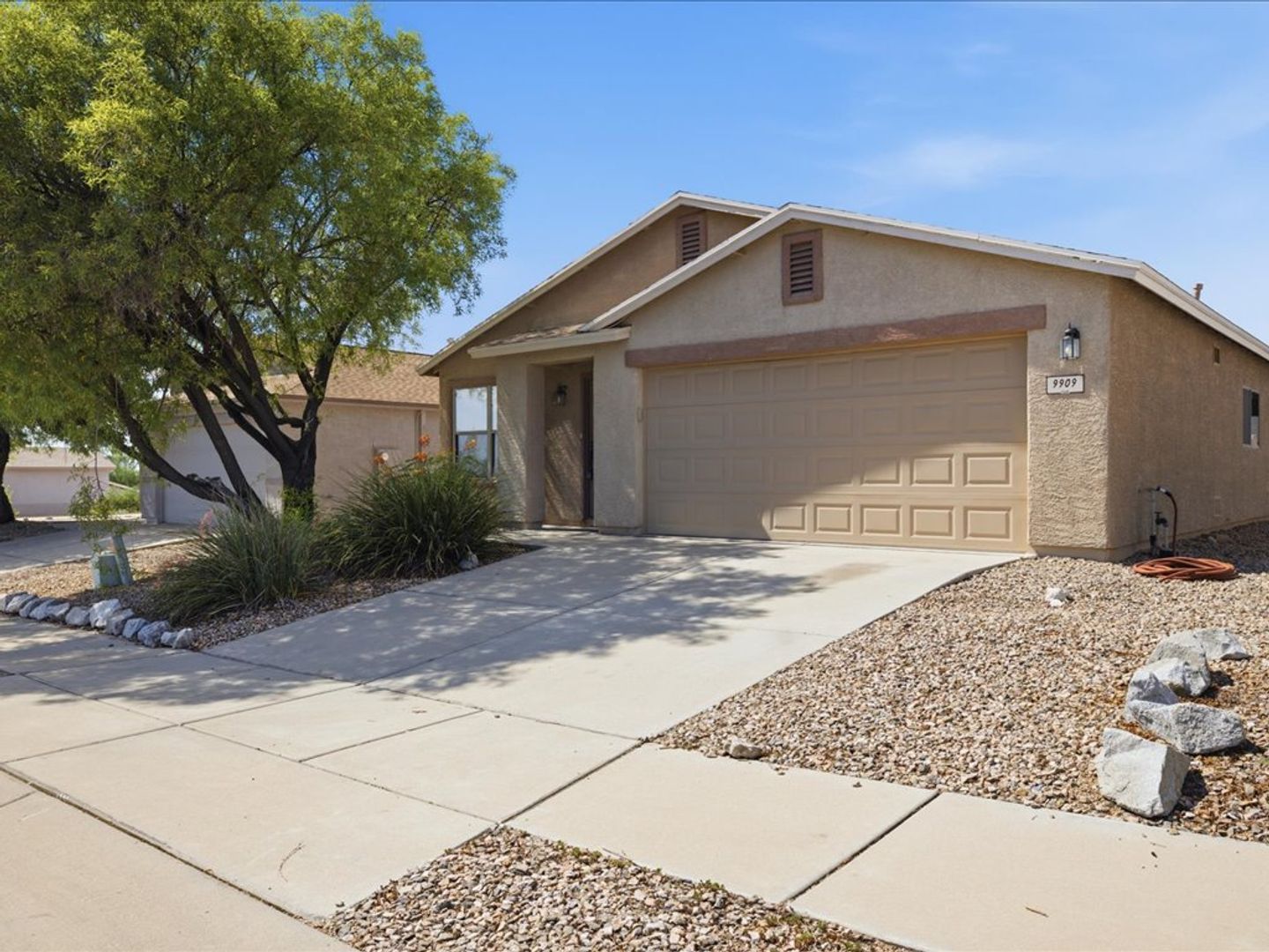 Tucson House: 9909 E Rocky Wash Dr