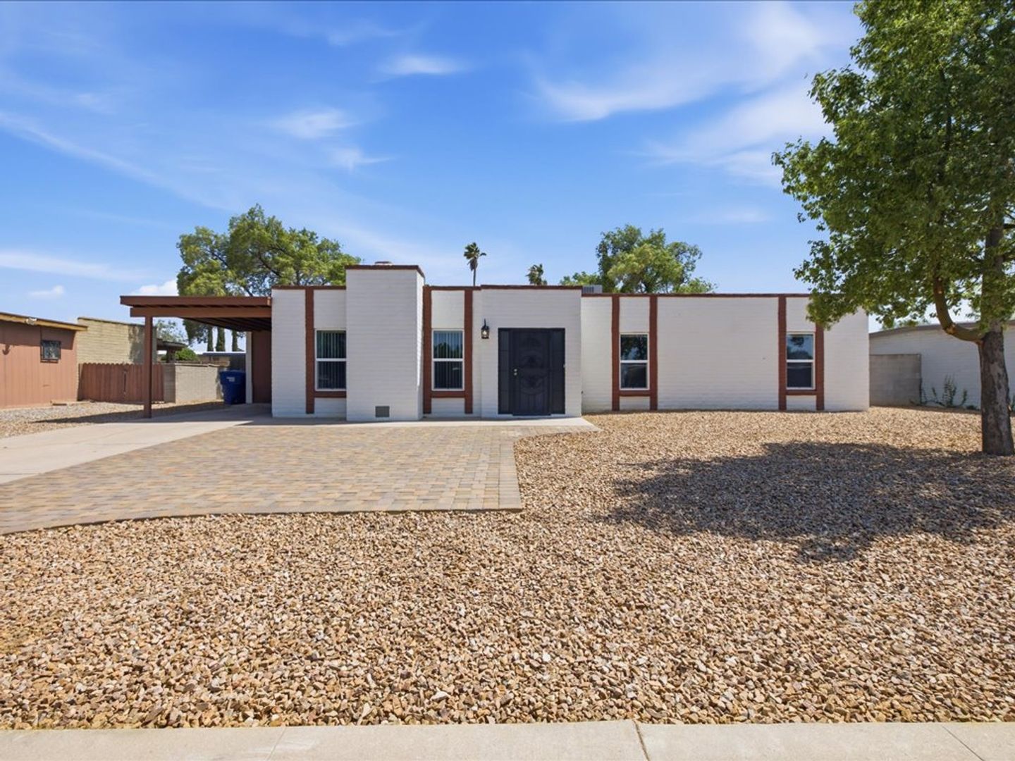 Tucson House: 7530 E Stella