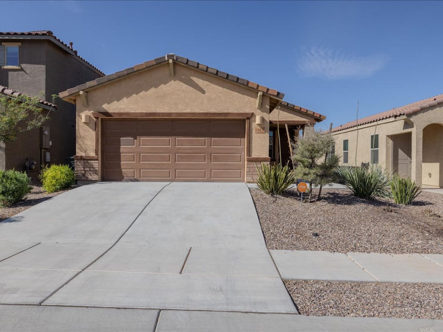 Tucson House: 6888 E Via Rancho Rosario