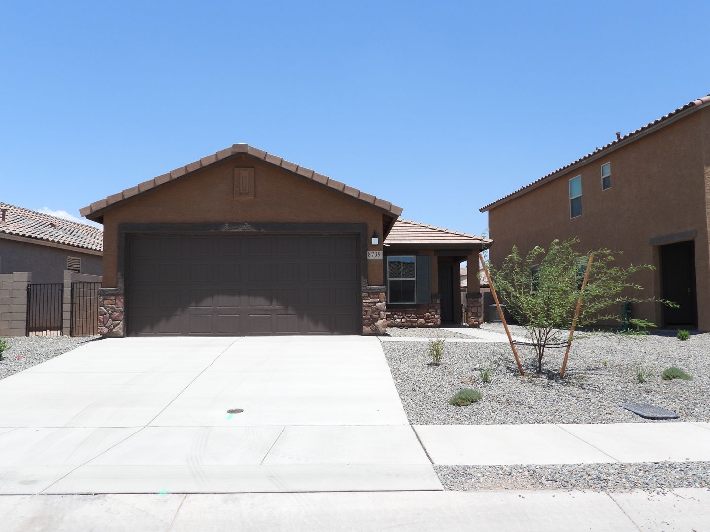 Tucson House: 8739 E Stone Meadow Cir