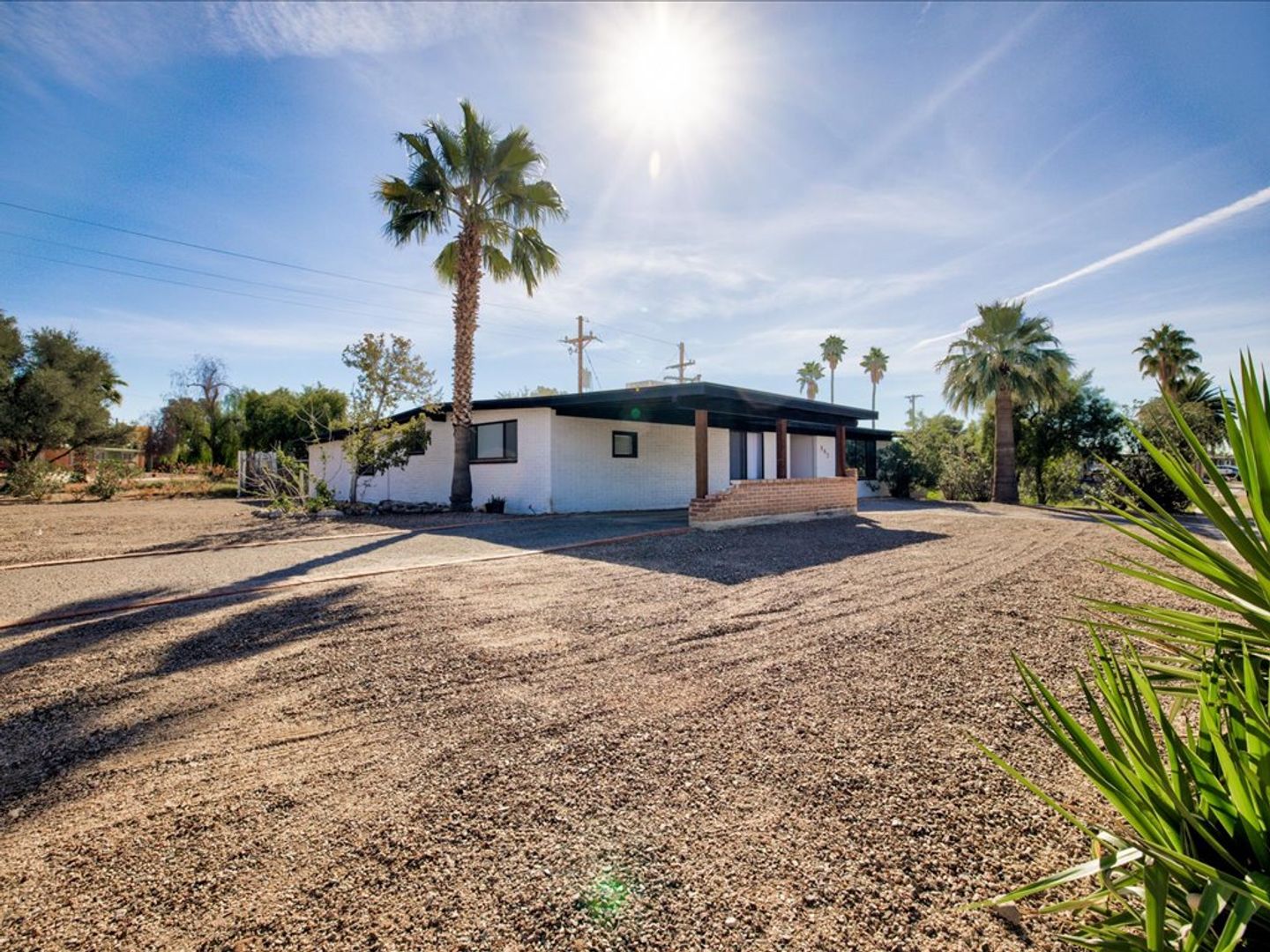 Tucson House: 843 S Sarnoff Dr.