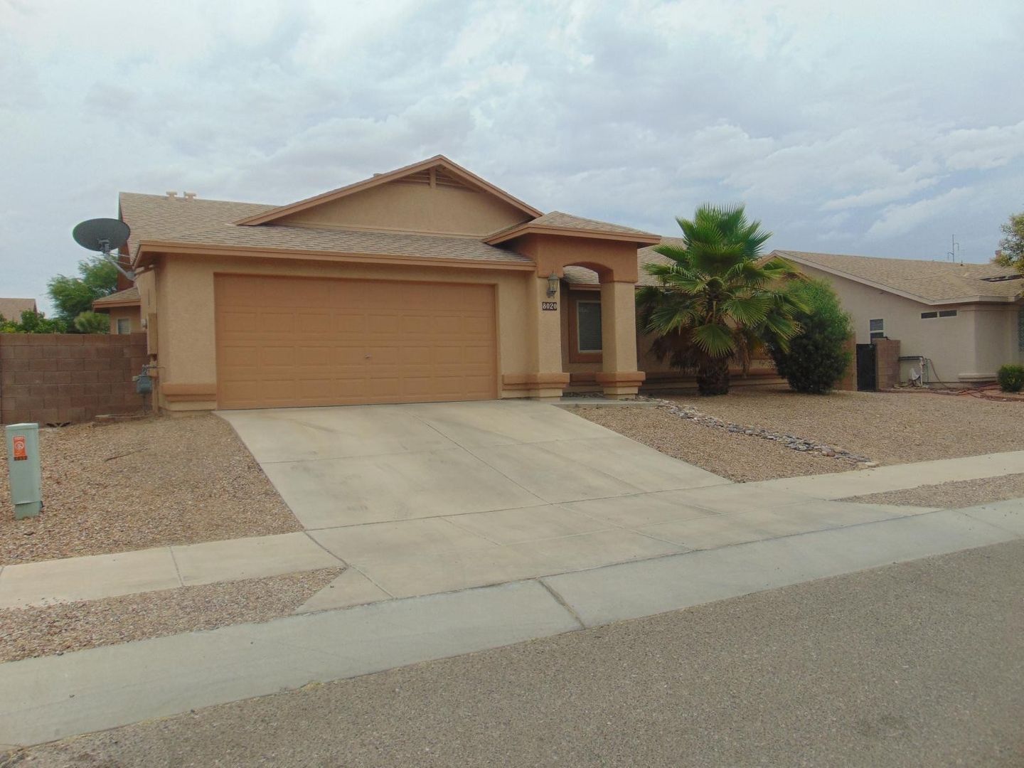 Tucson House: 8020 E Snakeroot Dr