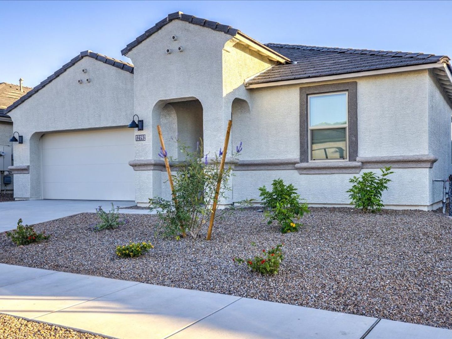 Vail House: 12192 E Morris Carson Dr