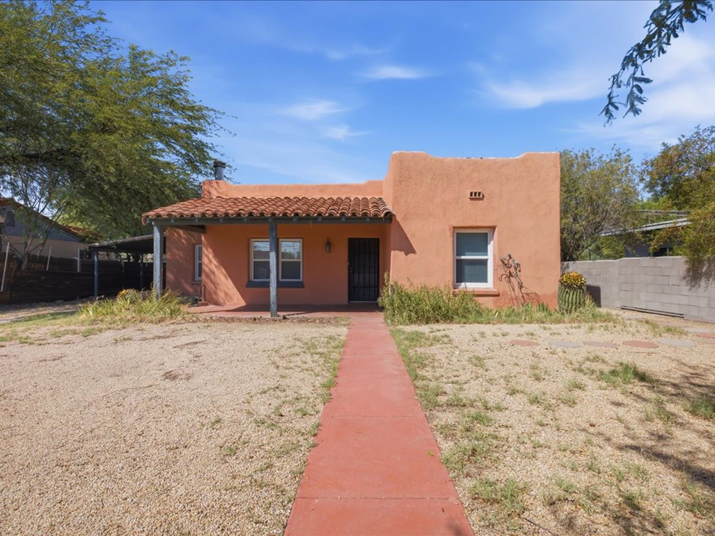 Tucson House: 4413 E Whitman St