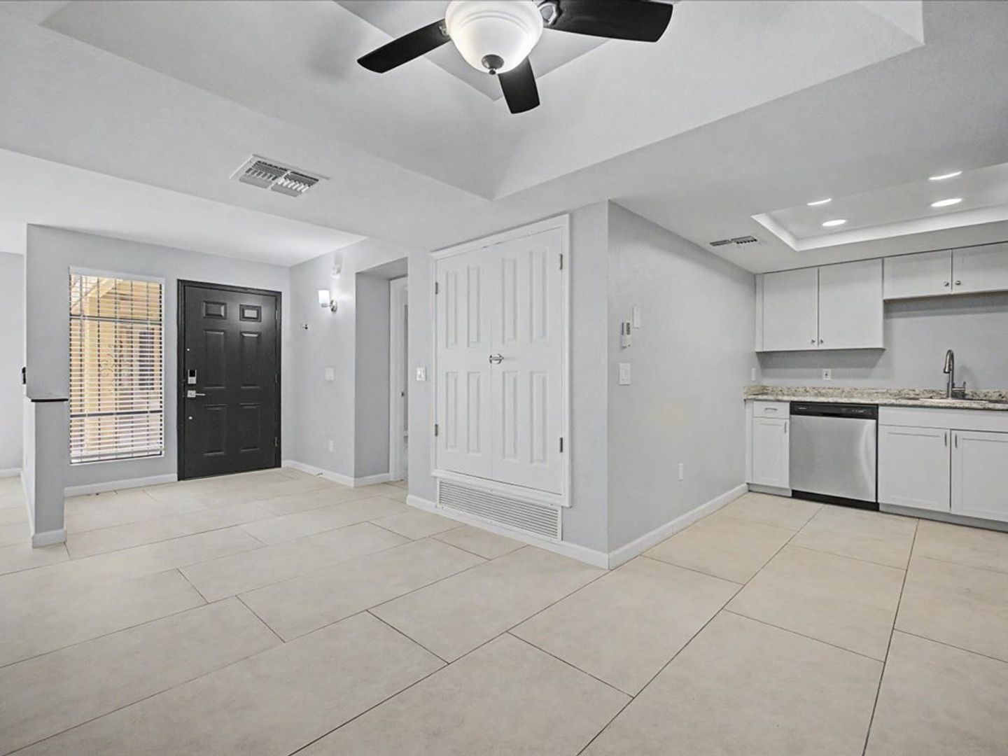 Tucson House: 8271 N Oracle Rd APT 147