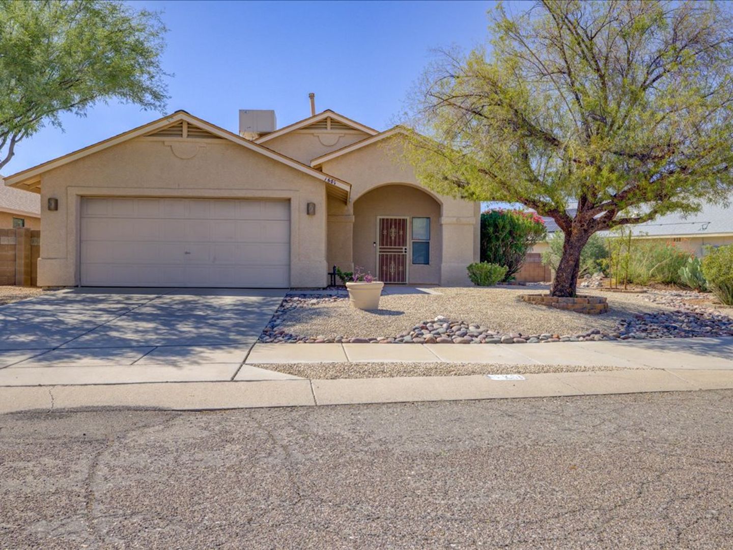 Tucson House: 1681 N. Clifton Street