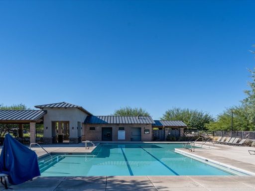 NOW ACCEPTING PETS! 4 Bedroom 2.5 Bathroom – photo 1