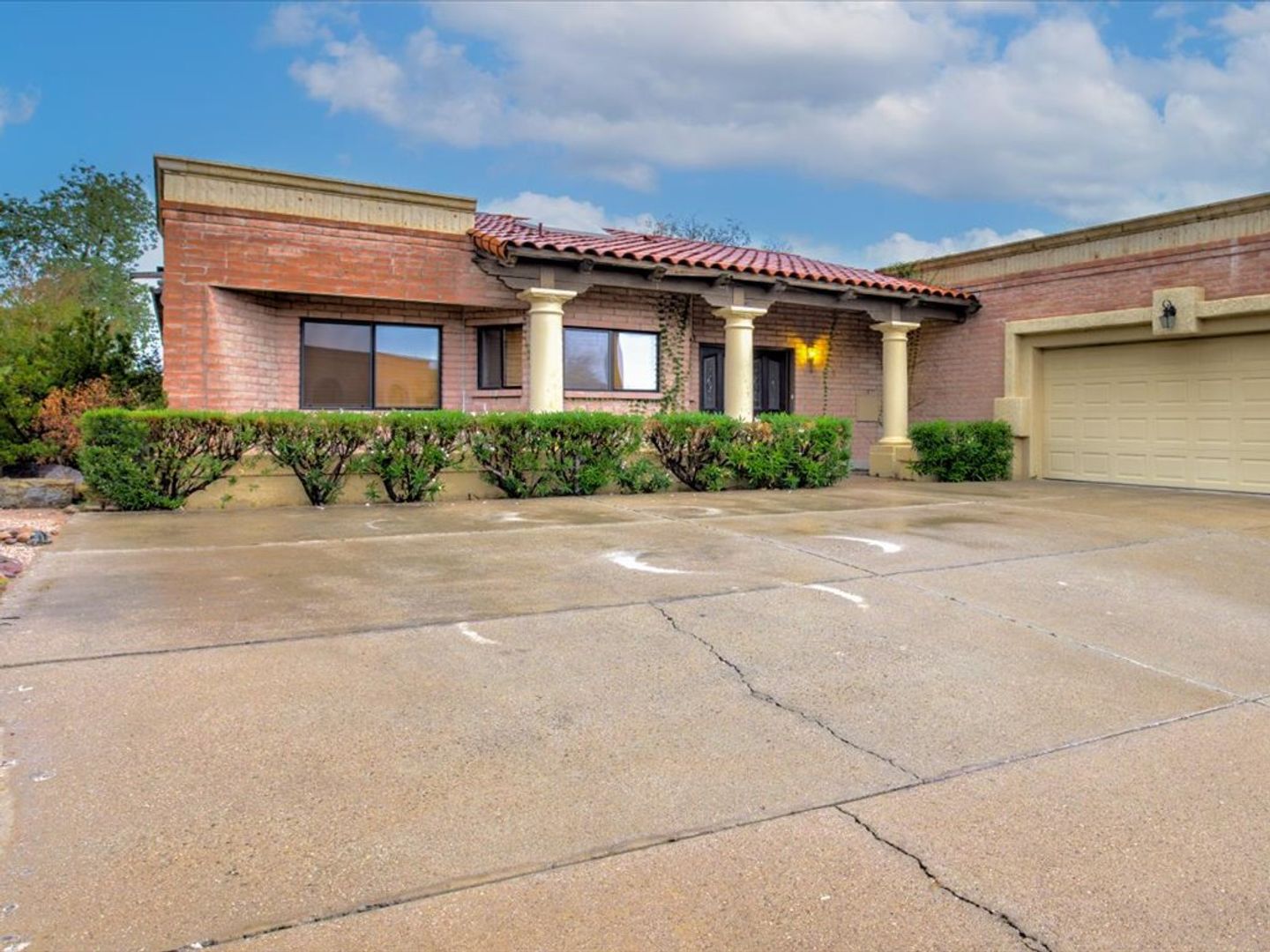 Tucson House: 4130 E. Pontatoc Canyon Drive