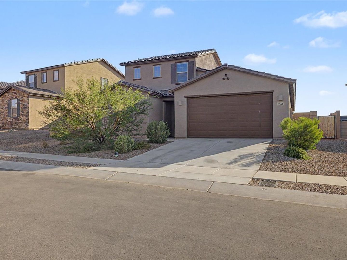 Vail House: 17606 S Ridgerunner Dr