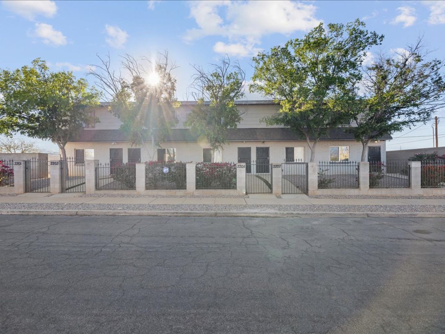 Tucson House: 2201 N 9th Avenue Unit 2205