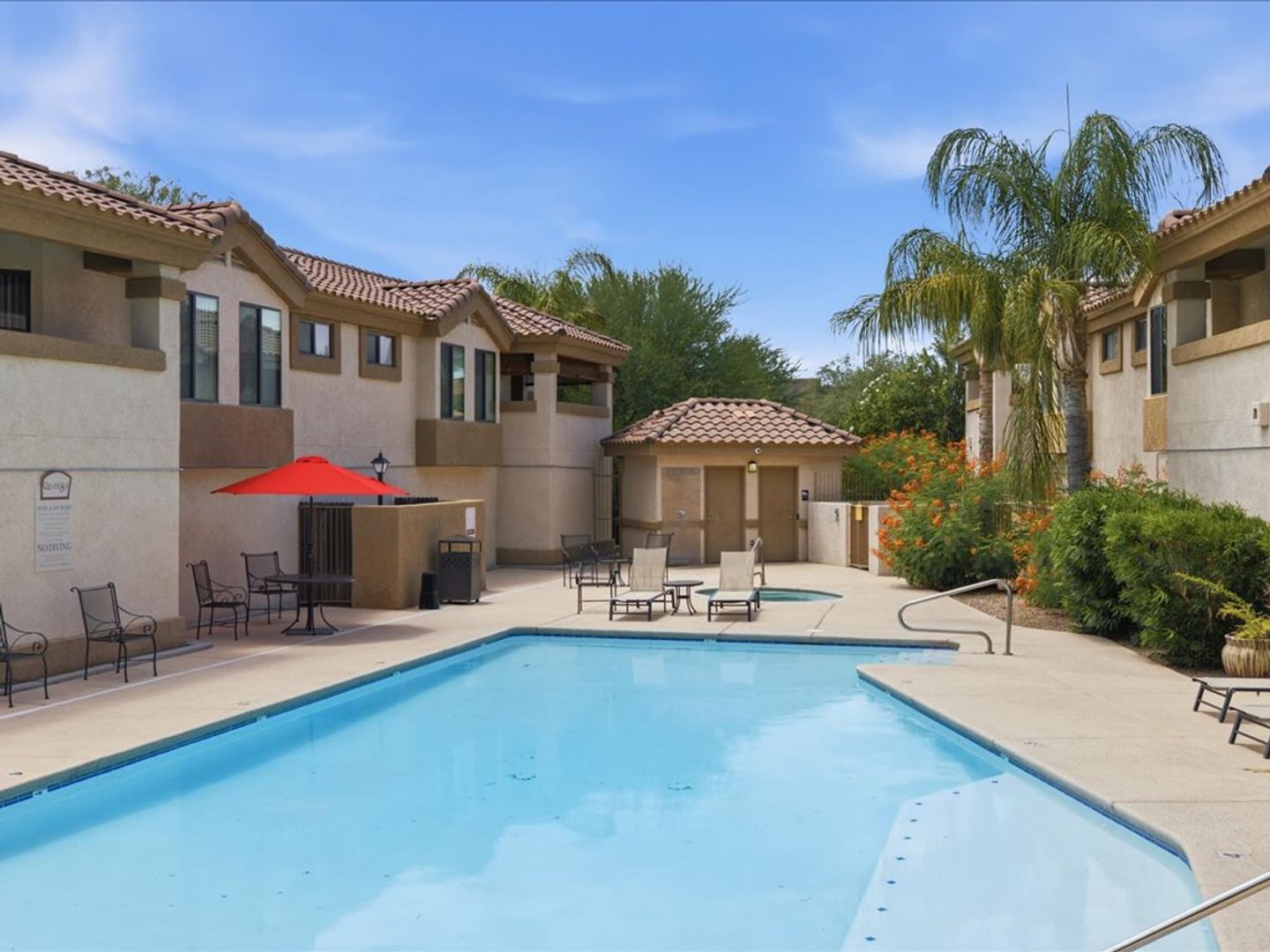 Tucson House: 2550 E River Rd Unit 5203