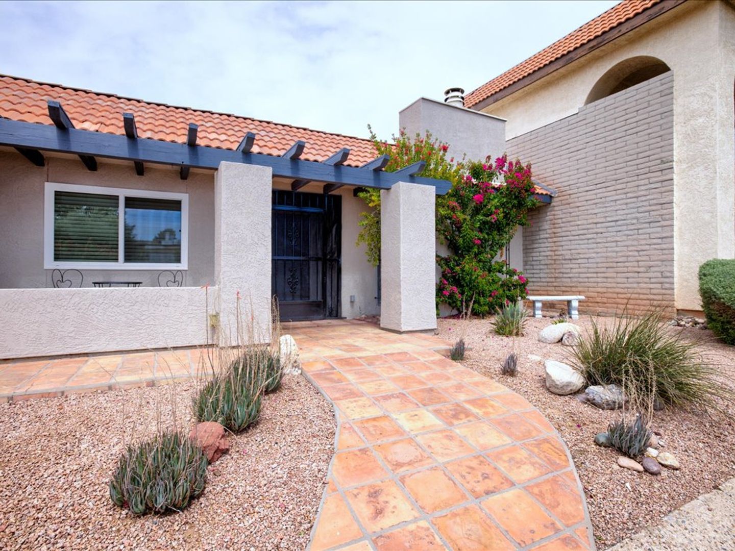 Tucson House: 6605 E. Via Cavalier