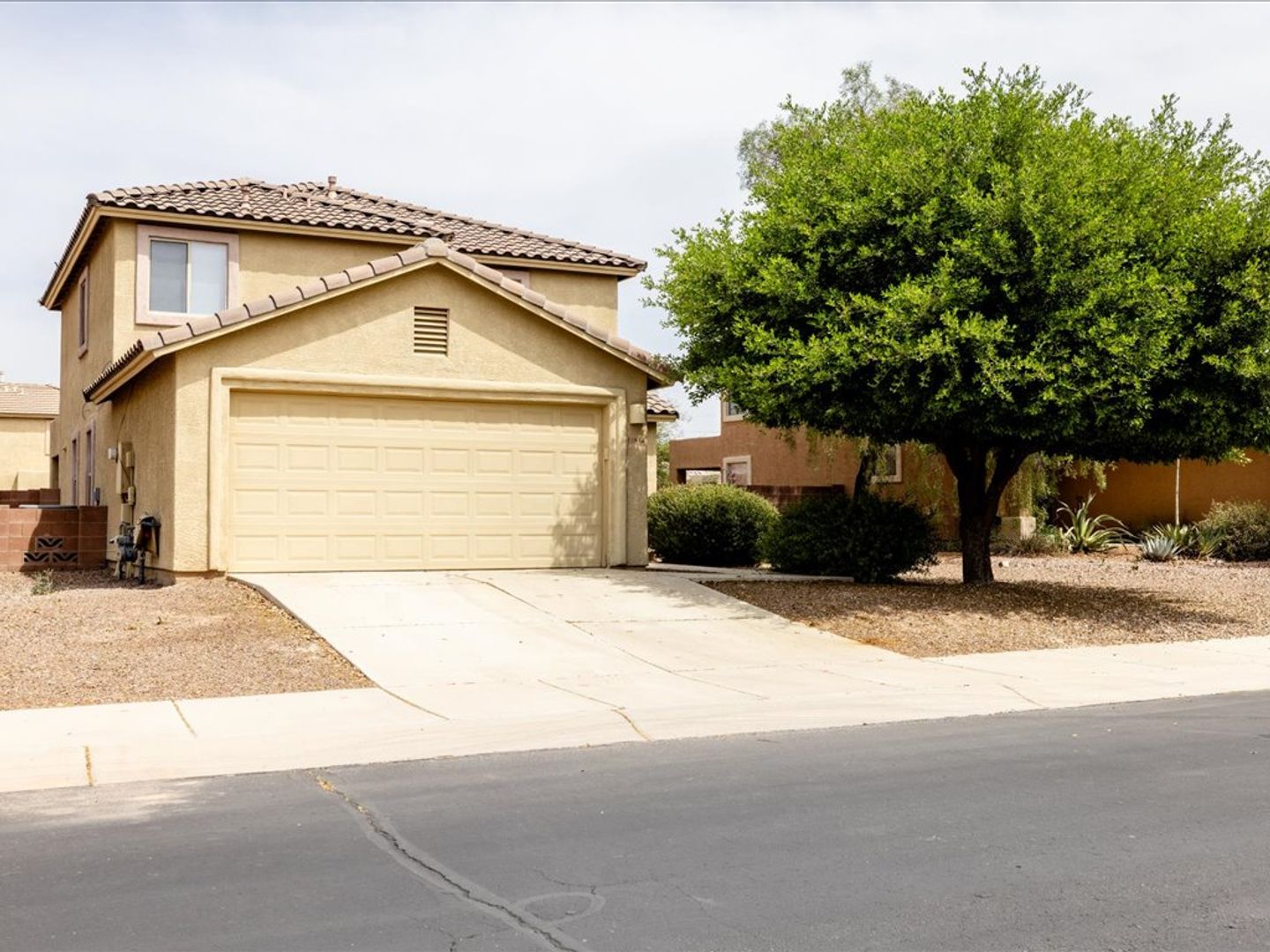 Tucson House: 11854 W. Thomas Arron Dr