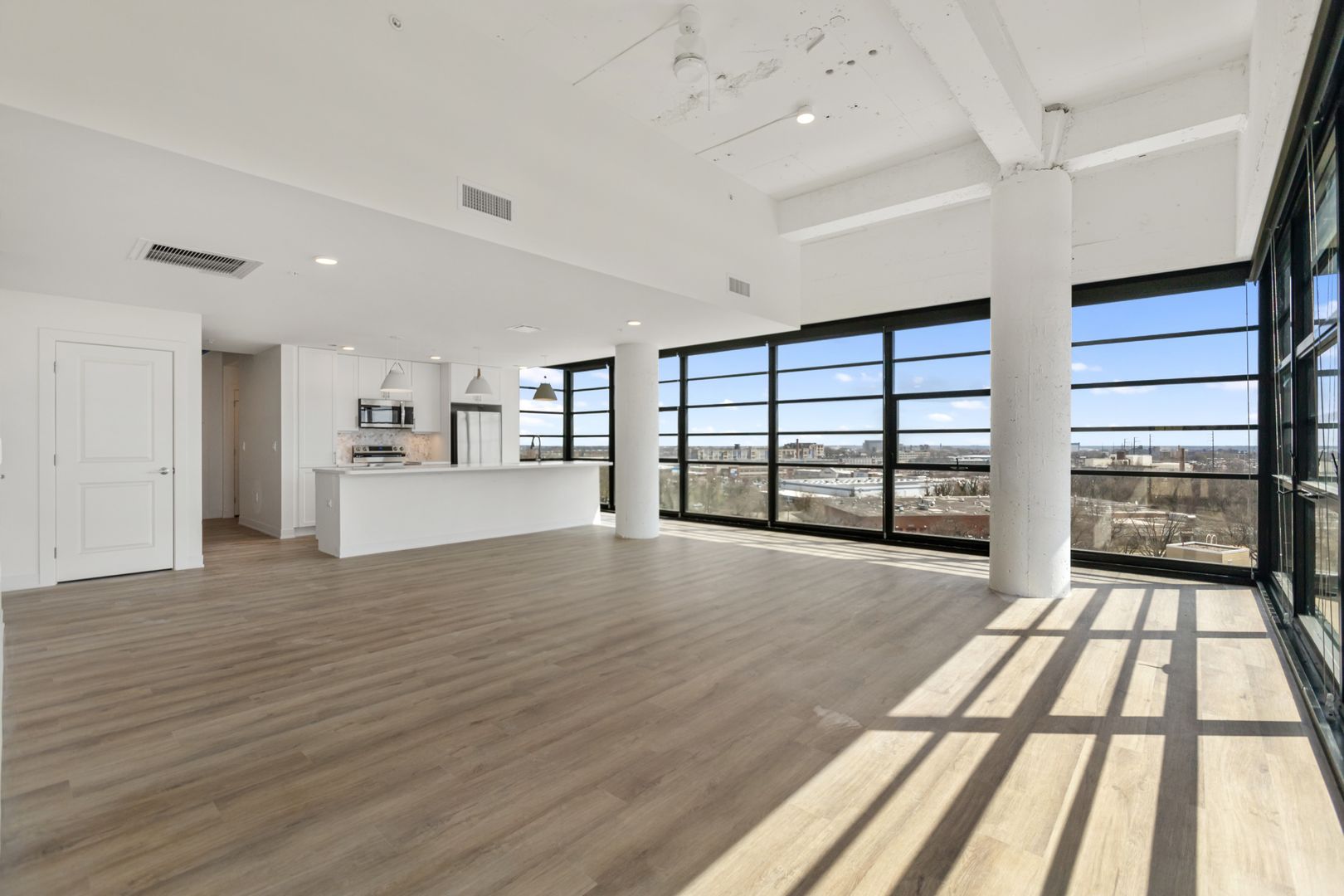 Philadelphia Apartment: 3232 Henry Ave