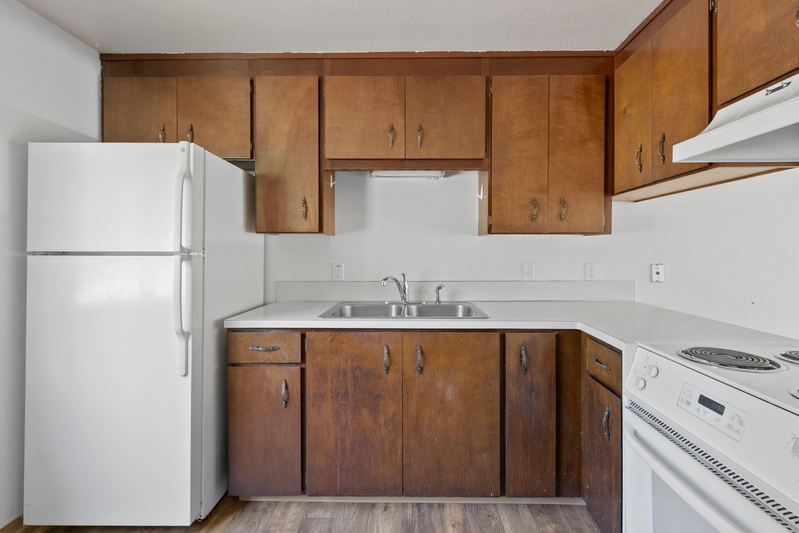 Tacoma Apartment: 9020 Pipeline Road E