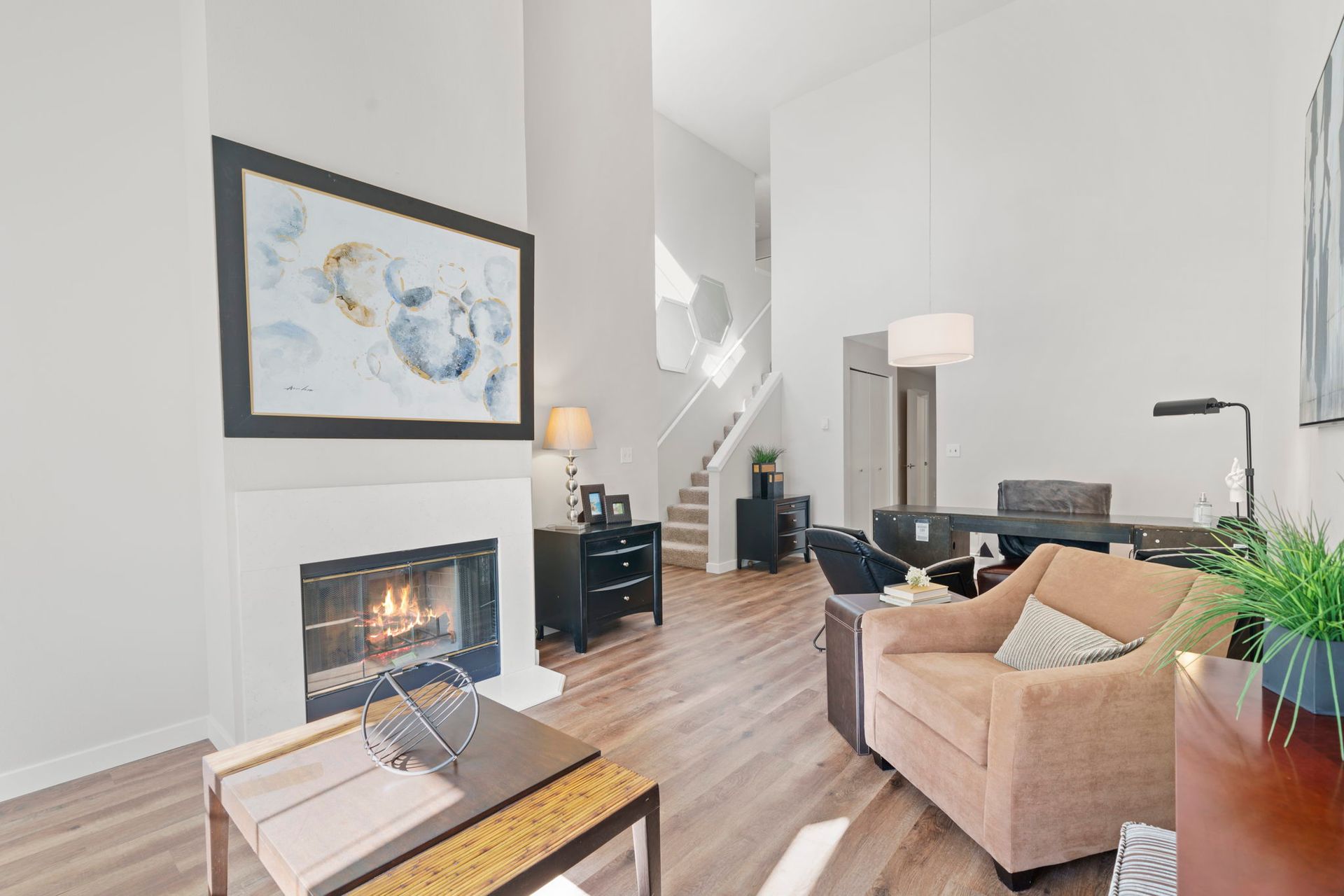 Water’s Edge Townhomes – Luxury Townhomes for Rent in Tacoma 2 of 12