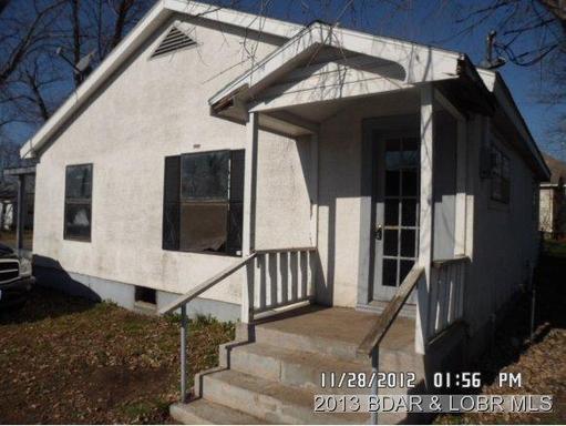 MONTREAL - Small Stucco Home, Investor Special- $199.21 MONTH / $299 DOWN