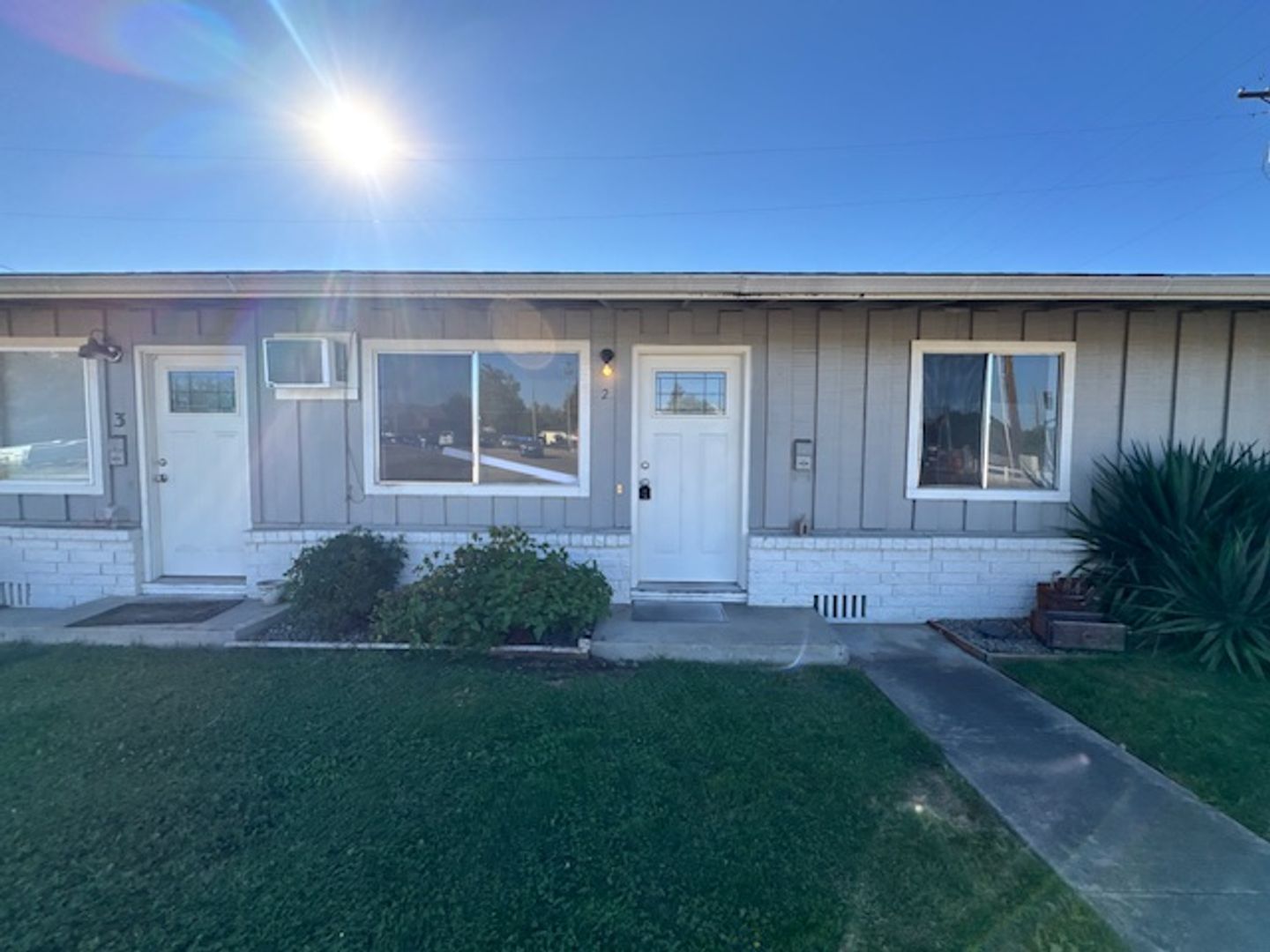 MEDFORD Apartment: 632 BERRYDALE AVE